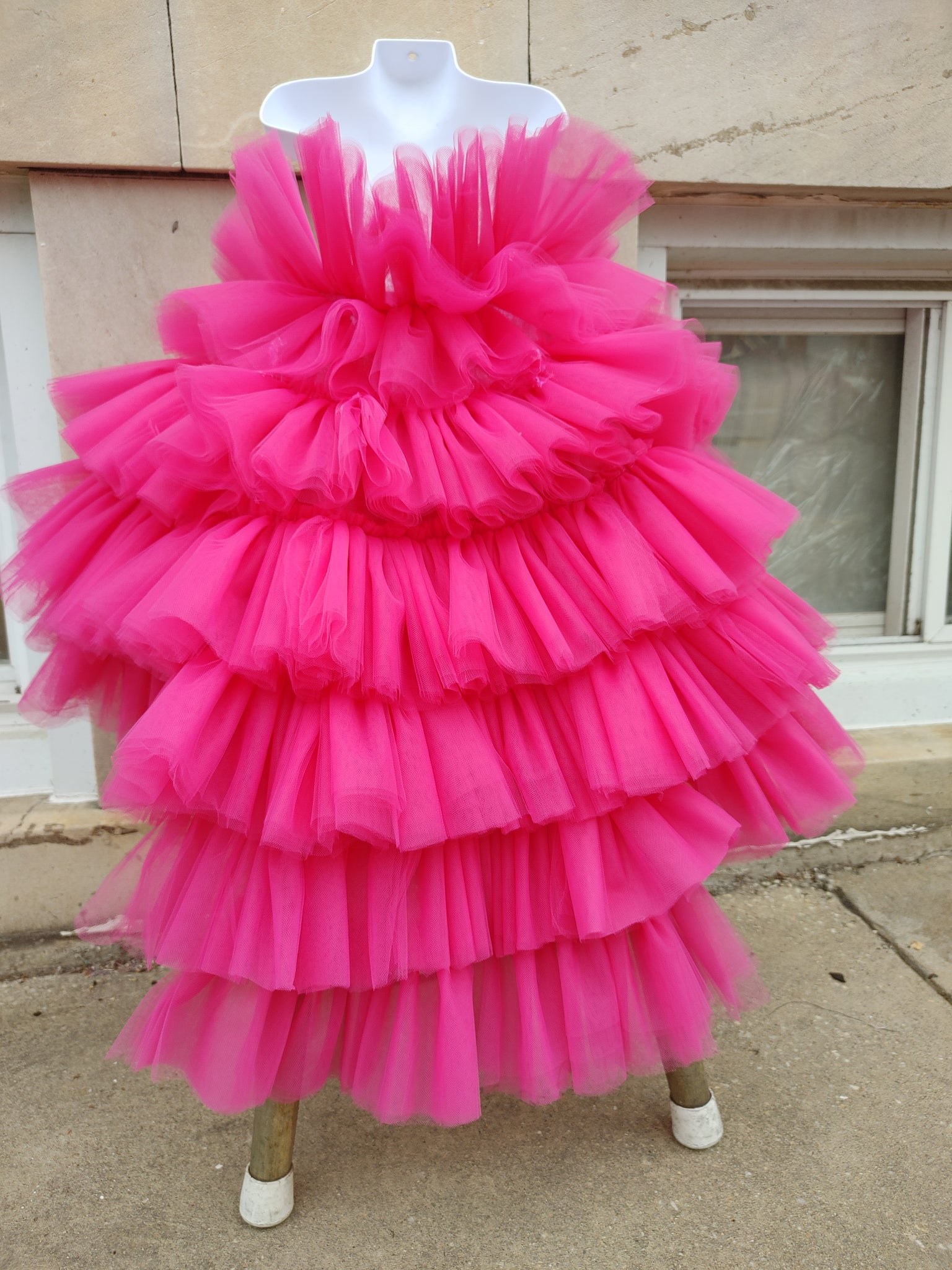 Famous female Rappers daughter multiple ruffle layer train for a  tutu