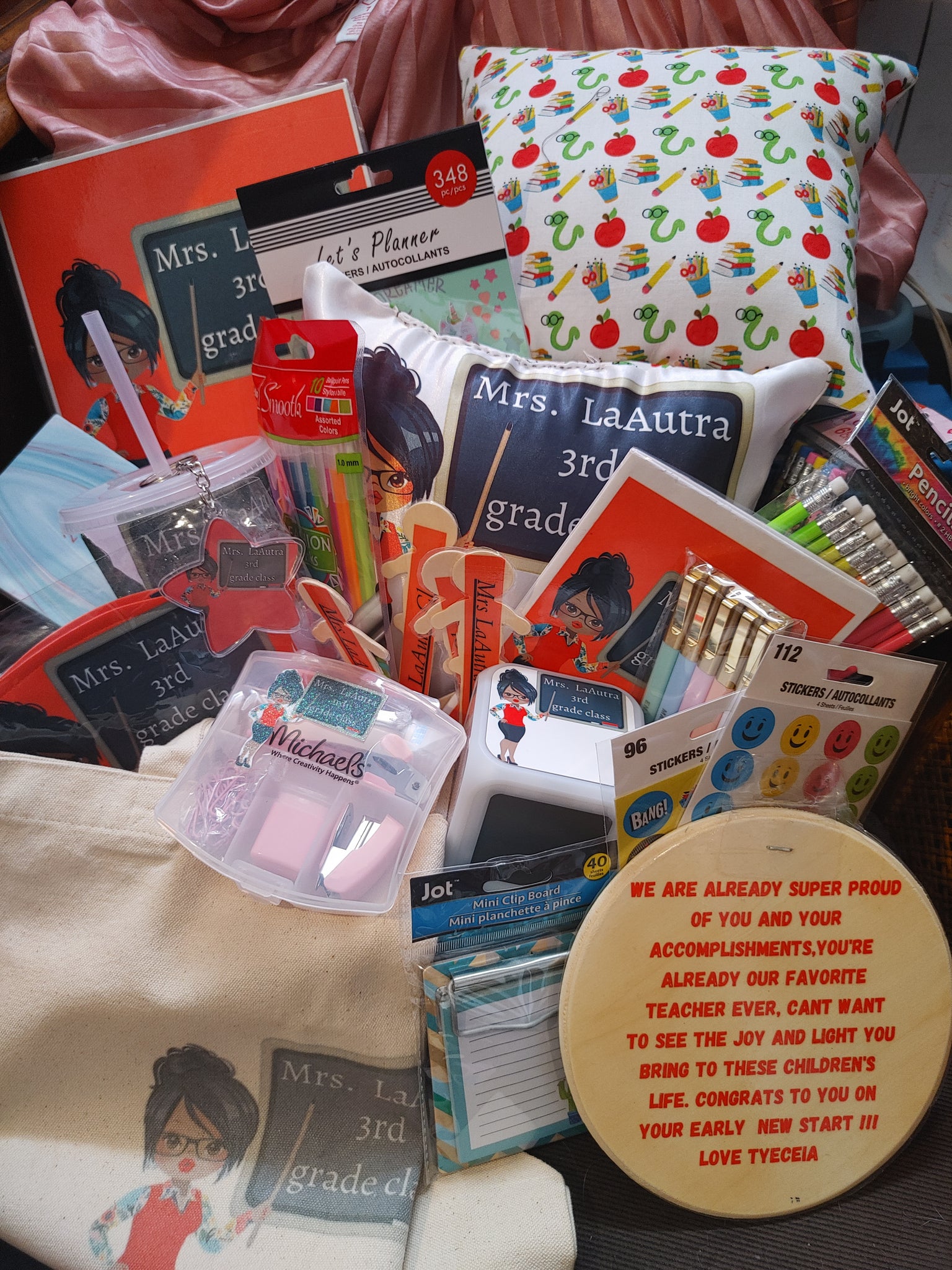 mystery Surprise. Gift box/basket or individual gifts