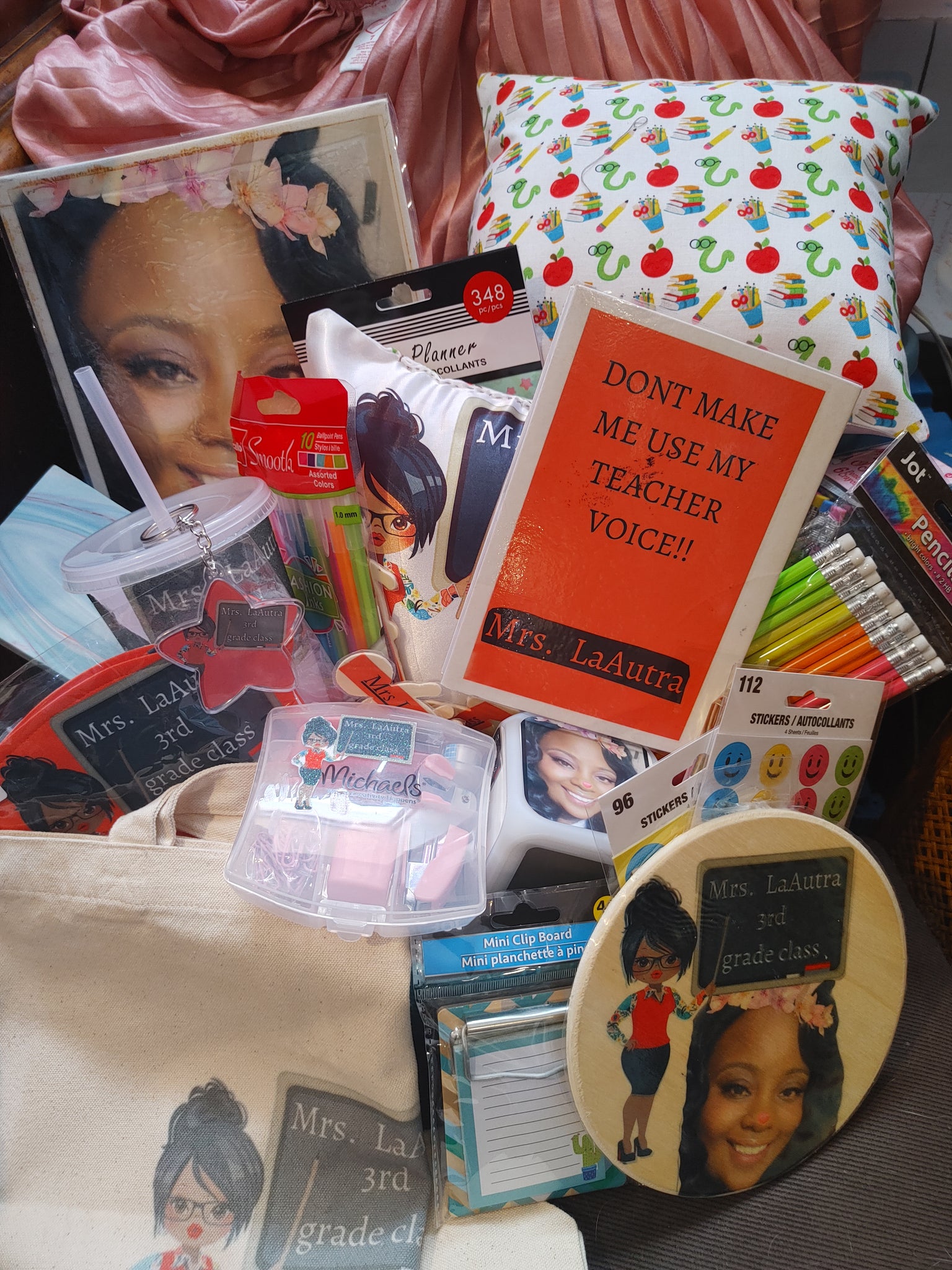 mystery Surprise. Gift box/basket or individual gifts