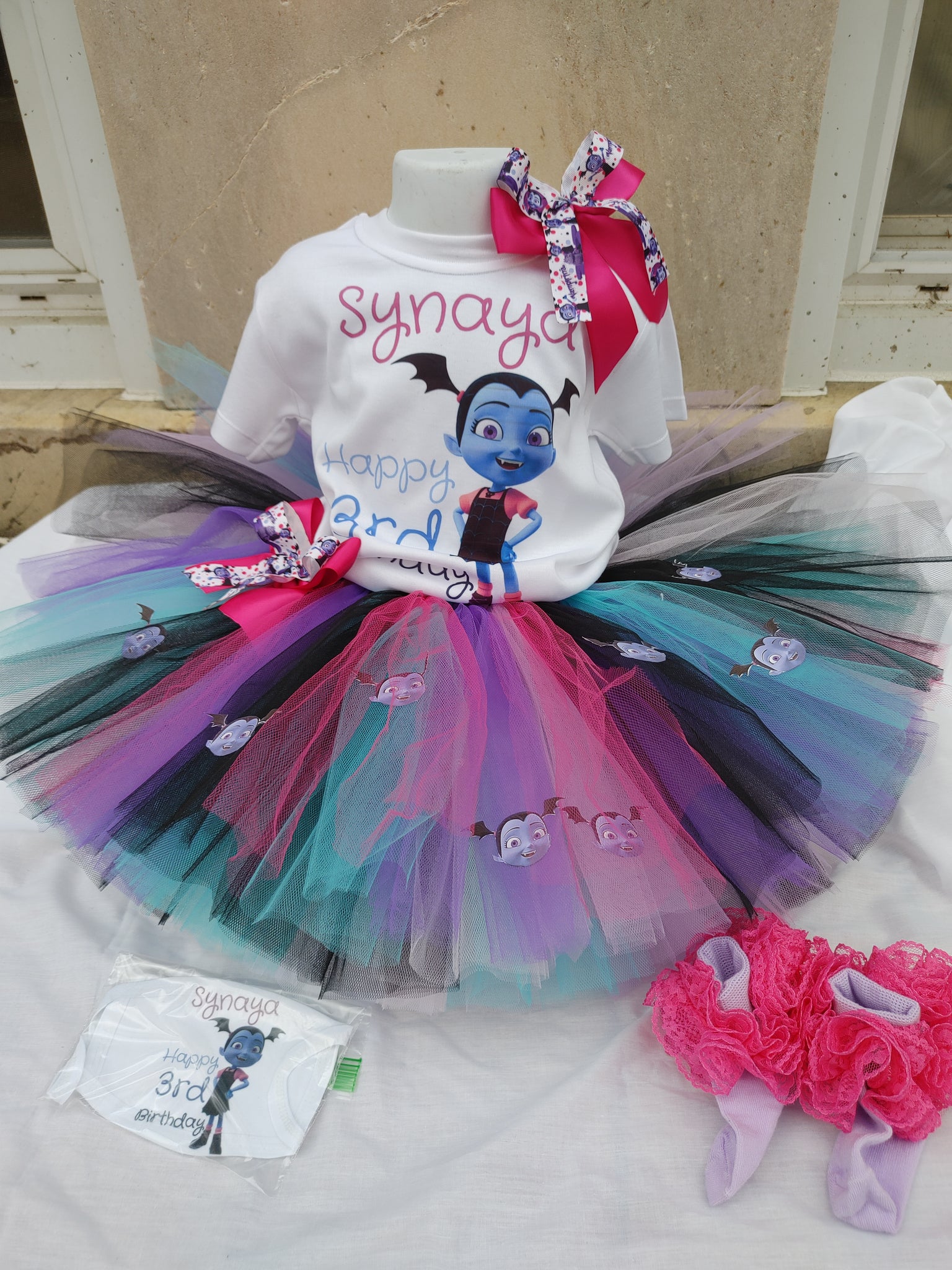lil girl Princess and toad tutu outfit event,  all about me birthday bat, man. Heros, pig, ice , doll, comics, the color crew
