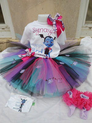 lil girl Princess and toad tutu outfit event,  all about me birthday bat, man. Heros, pig, ice , doll, comics, the color crew