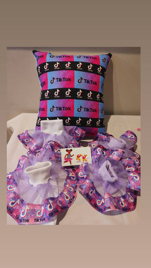 Single  layer tulle ribbon nesha's socks