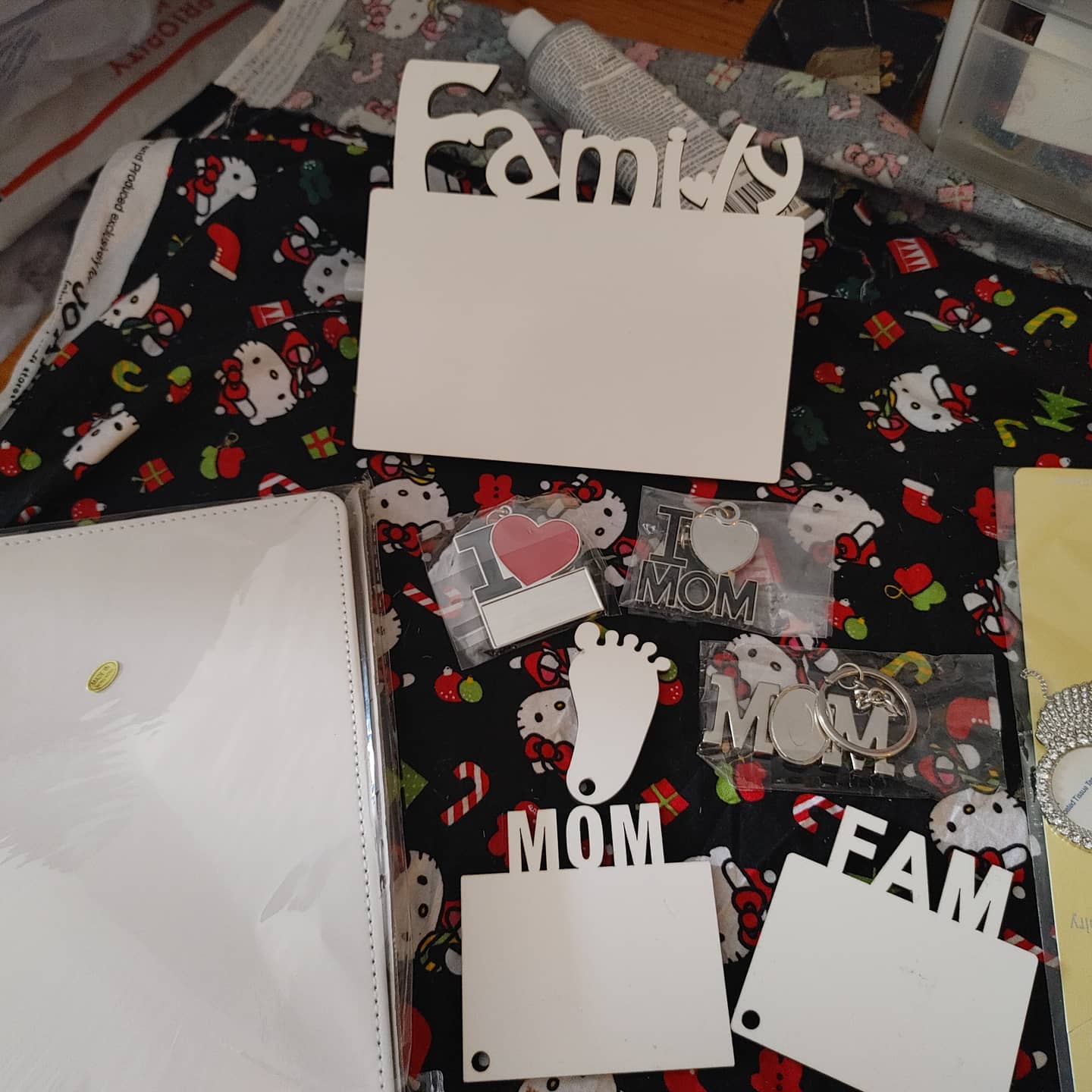 mystery Surprise. Gift box/basket or individual gifts